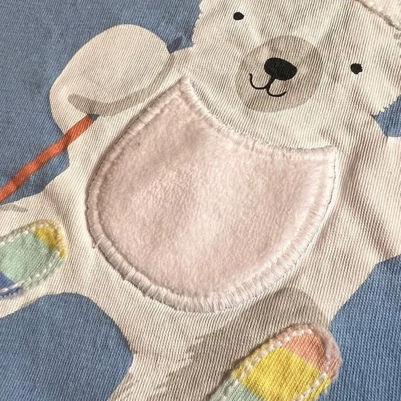 Toddler Shirt 🐻‍❄️ - Picture 4 of 5